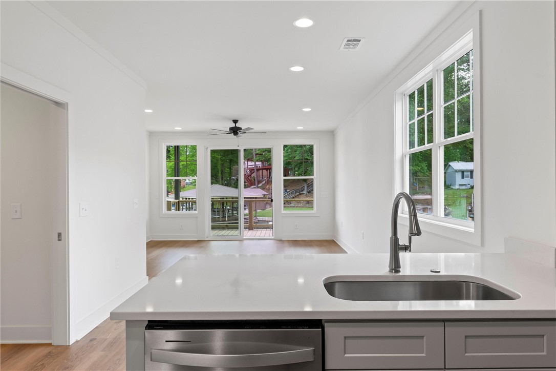 3284 BAY PINE Road 8