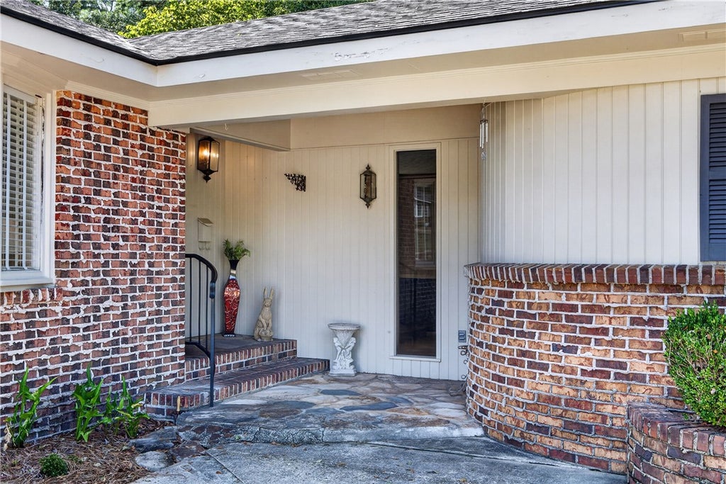 Photo of 778 BRENDA Avenue, Auburn, AL 36830 (MLS # 181426)