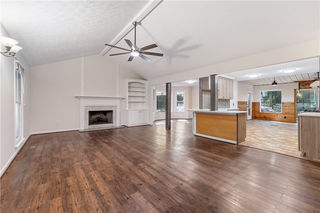 630 EAST Lane