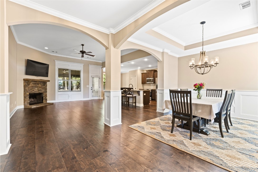 4128 Creekview Court