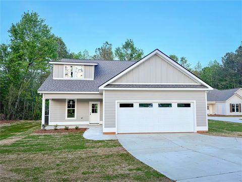 Photo of 7060 COUNTY ROAD 53, Notasulga, AL 36866 (MLS # 179822)