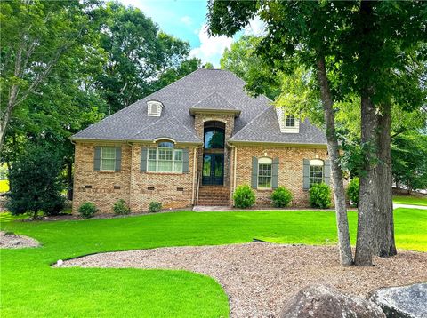 Photo of 1618 OLIVIA Way, Auburn, AL 36830 (MLS # 171576)