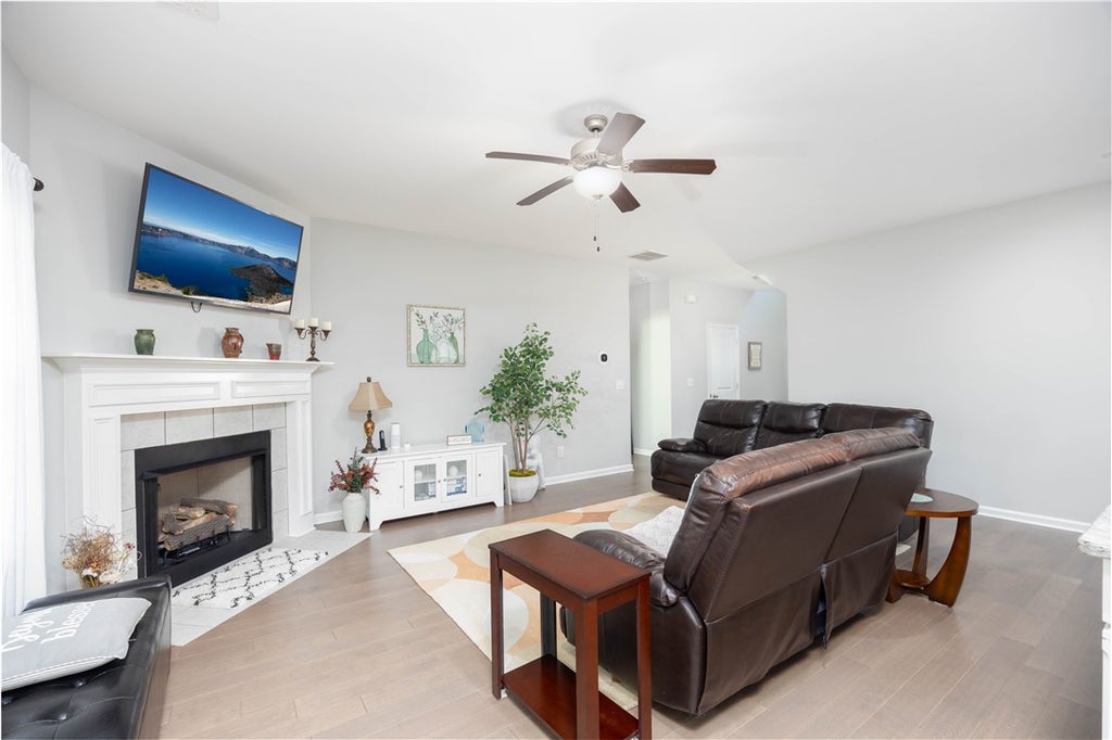 Photo of 2606 DUNKIRK Circle, Auburn, AL 36832 (MLS # 181817)
