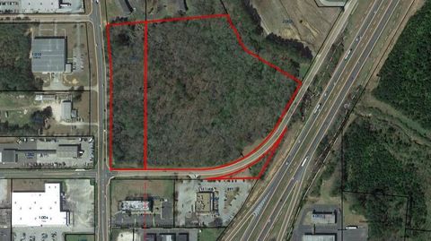 0 FOX RUN Parkway Opelika AL 36801