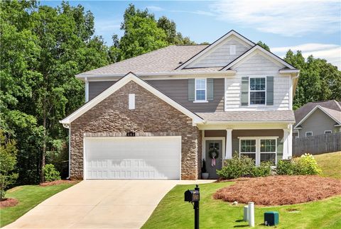 Photo of 101 COTTAGE Court, Opelika, AL 36801 (MLS # 181054)