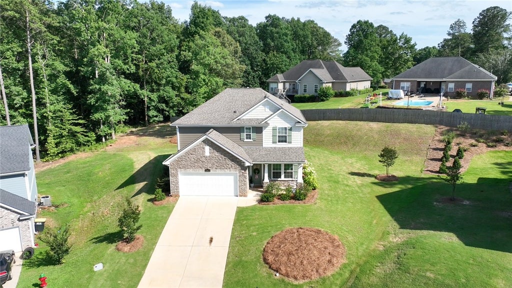Photo of 101 COTTAGE Court, Opelika, AL 36801 (MLS # 181054)