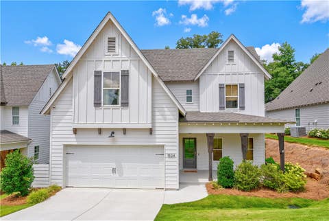 Photo of 1524 DARTMOUTH Drive, Auburn, AL 36830 (MLS # 181695)