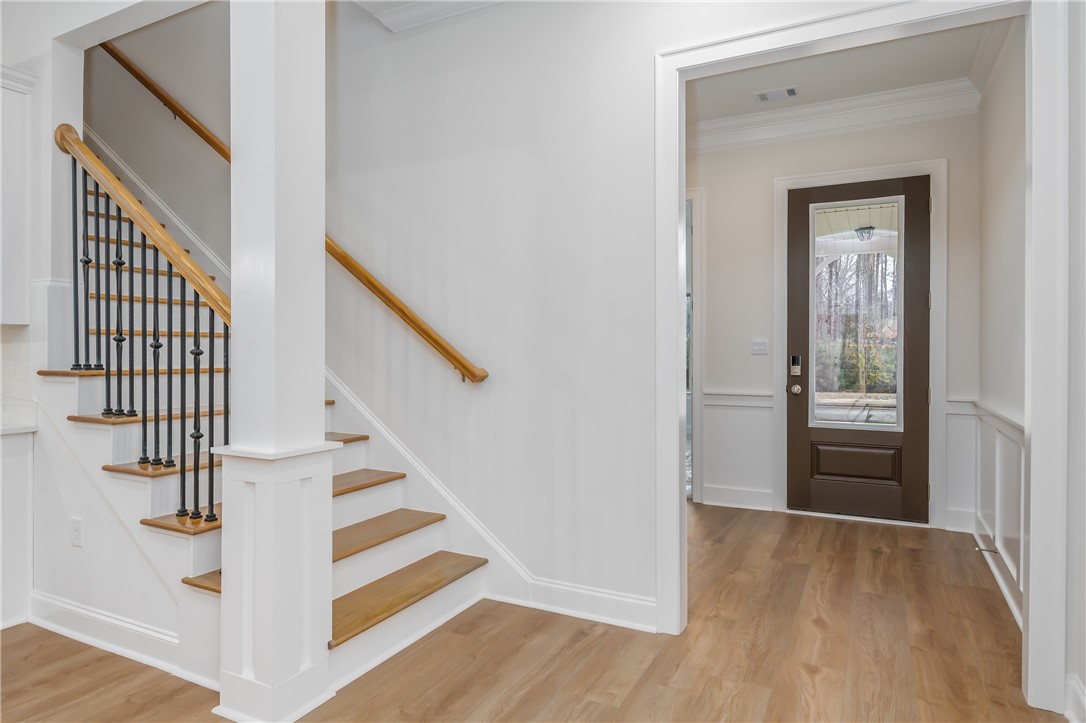 1482 MAGGIE Drive