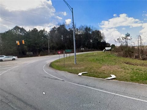 Photo of 4700 BIRMINGHAM HIGHWAY, Opelika, AL 36801 (MLS # 179053)