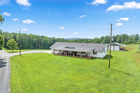 Photo of 3204 COUNTY ROAD 43, Wadley, AL 36276 (MLS # 181055)