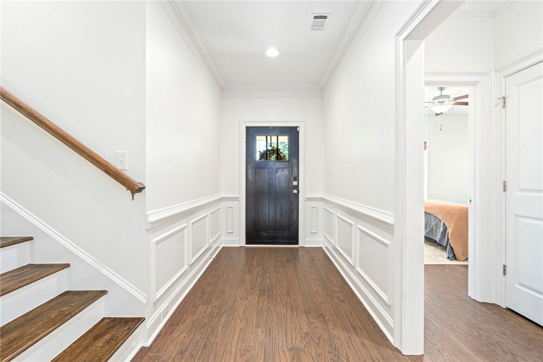 2146 CHAPEL Lane
