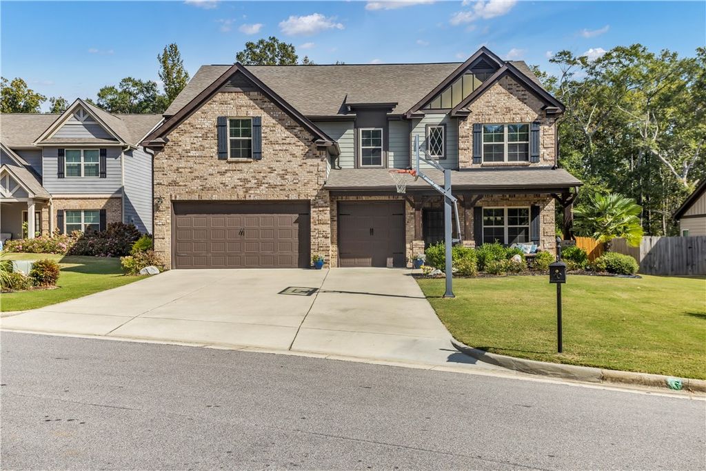 Photo of 249 WOODWARD Way, Auburn, AL 36832 (MLS # 177207)