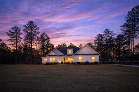 Photo of 1224 LEE ROAD 260, Opelika, AL 36804 (MLS # 179920)