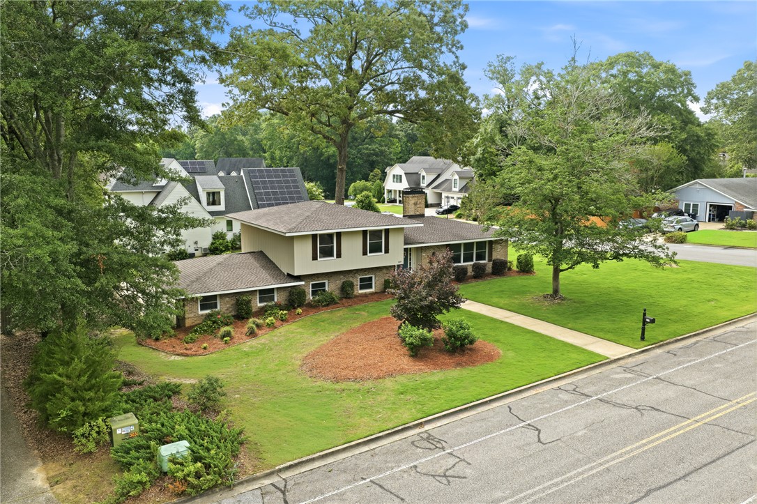 229 KIMBERLY Drive