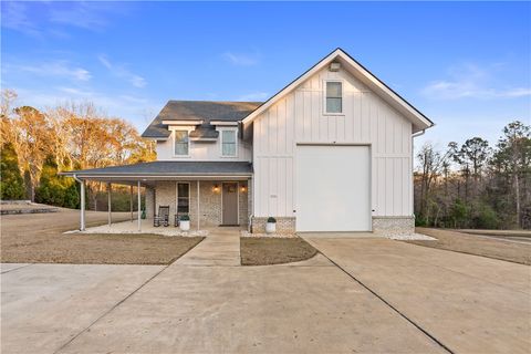 6061 SOCIETY HILL Road Auburn AL 36830