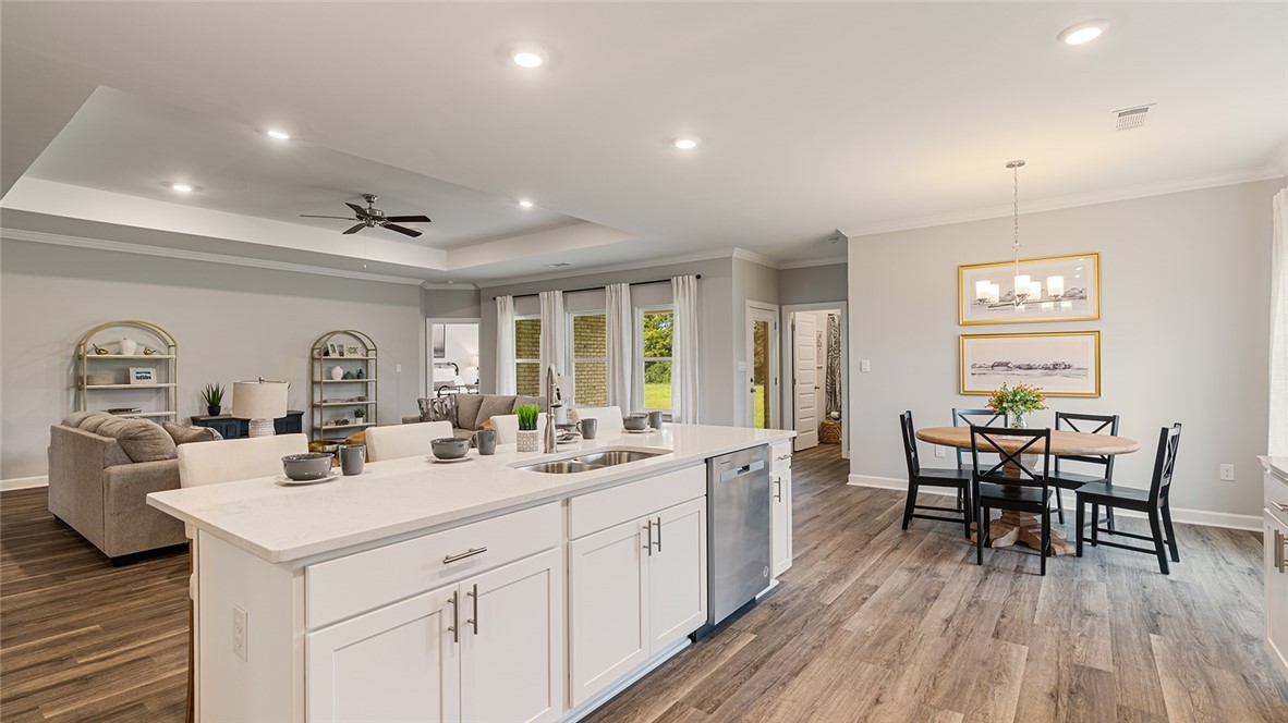 2117 BLUEBIRD Drive
