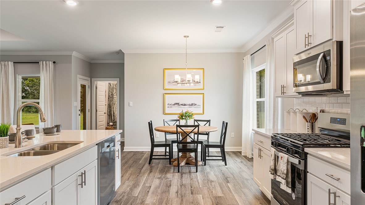 2117 BLUEBIRD Drive