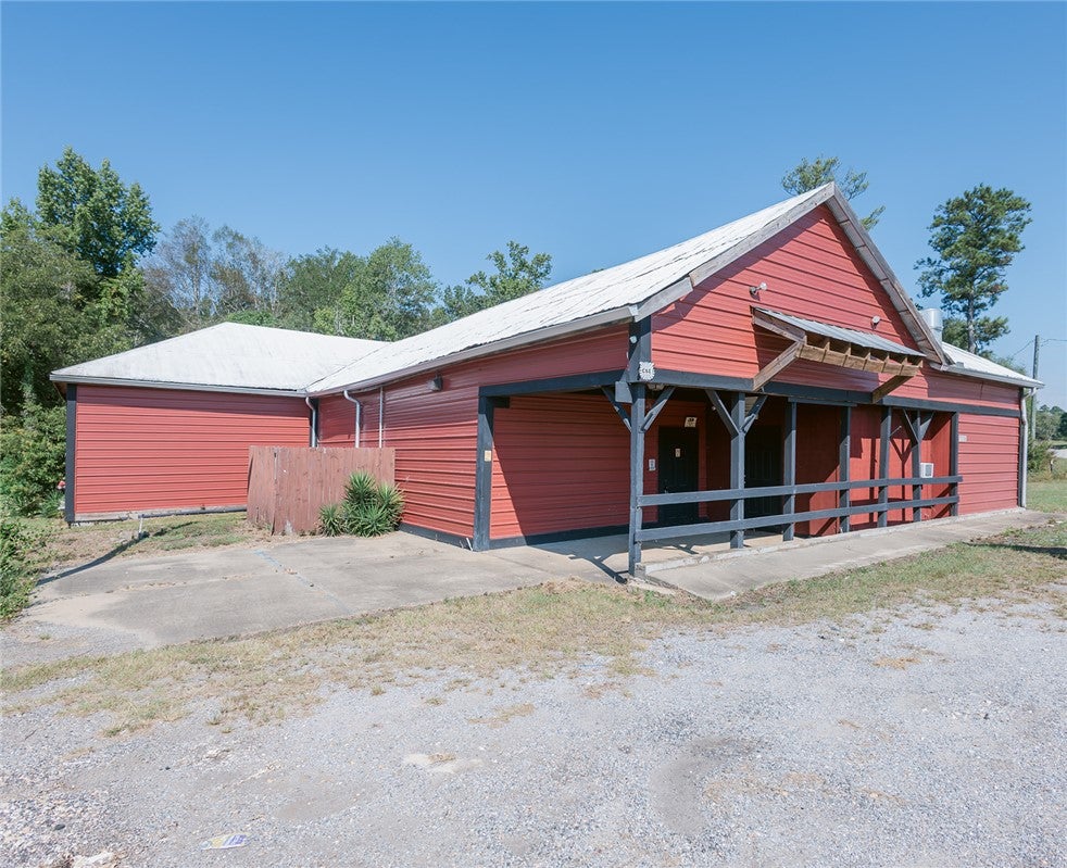 11186 AL HIGHWAY 51