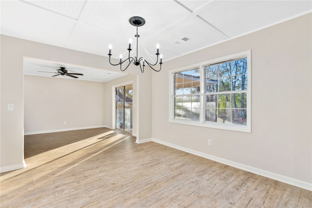 1039 CORNSTALK Lane