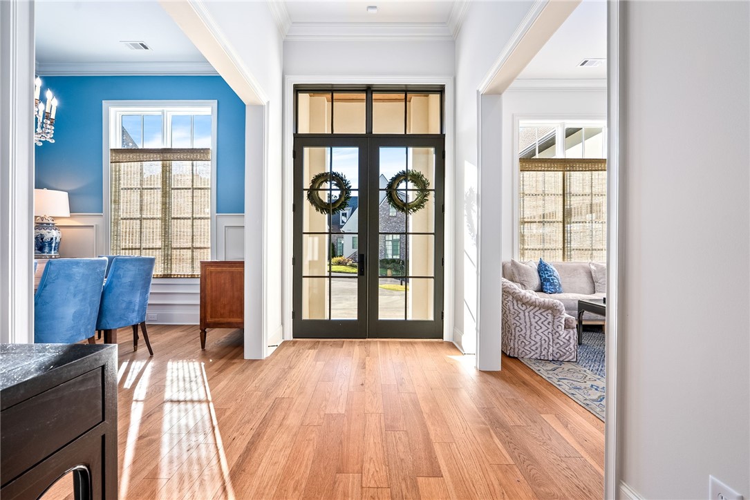 1305 MAGNOLIA CLUB Court