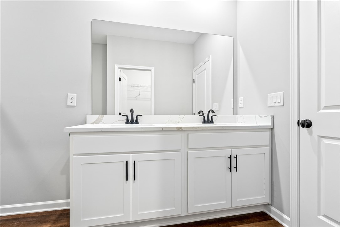 Opelika, Alabama 36801, United States, 3 Bedrooms Bedrooms, ,2 BathroomsBathrooms,Residential,Active,173207