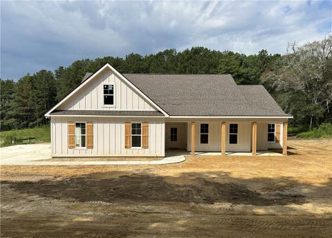 Photo of 268 LEE ROAD 113, Opelika, AL 36804 (MLS # 181930)