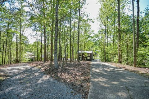 315 LAKE POINT Drive Jacksons Gap AL 36861