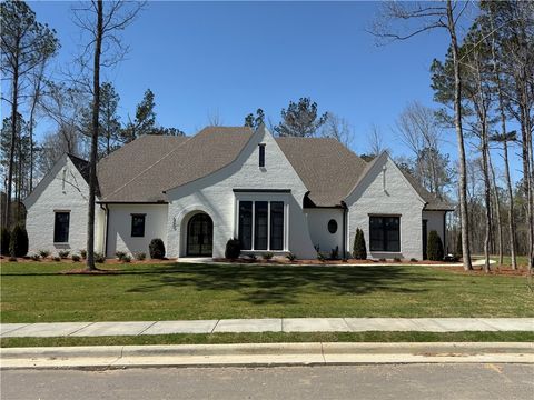 Photo of 4550 HARROGATE Lane, Auburn, AL 36830 (MLS # 176678)