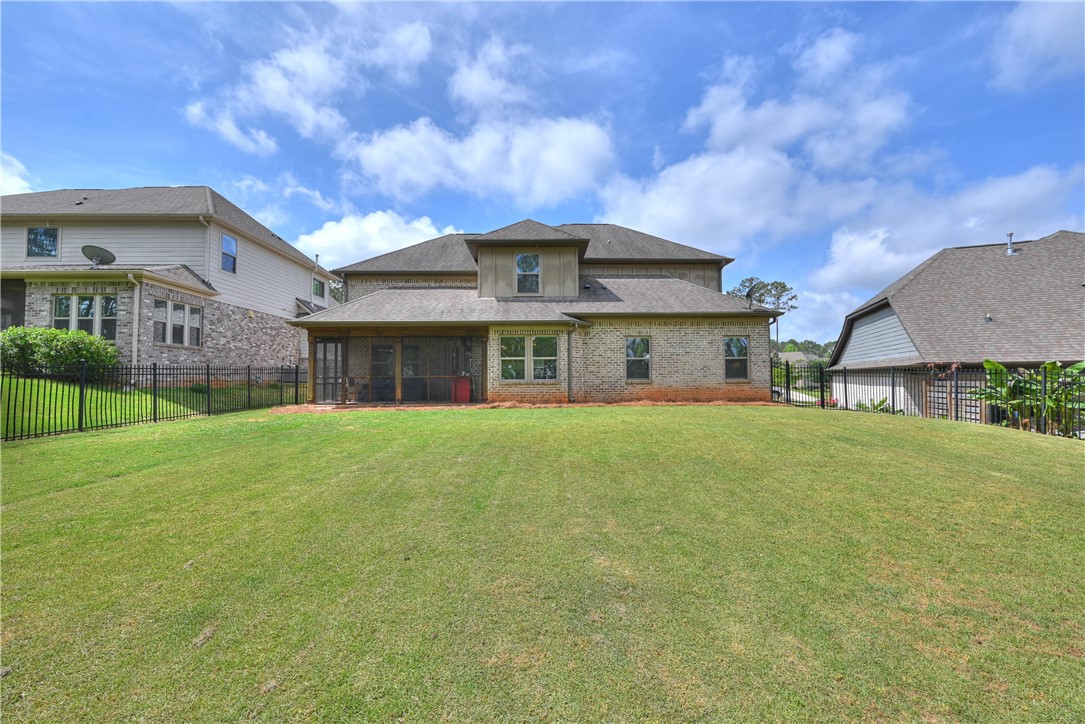 984 FALCONER Drive