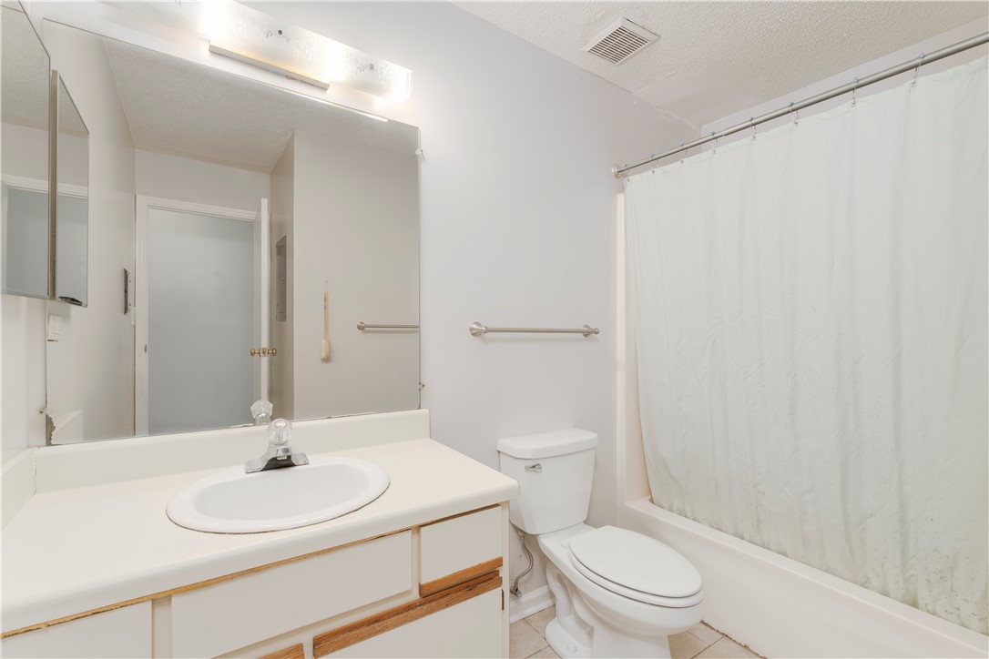 Auburn, Alabama 36830, United States, 2 Bedrooms Bedrooms, ,2 BathroomsBathrooms,Residential,Active,61480