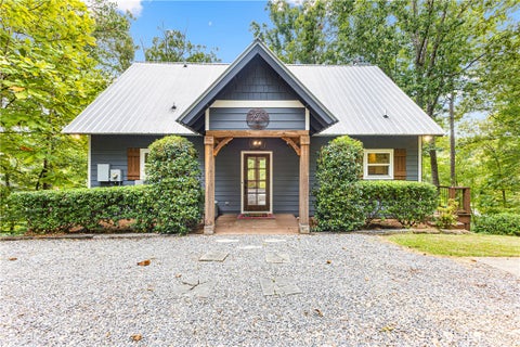 Photo of 211 LONG BRANCH Drive, Dadeville, AL 36853 (MLS # 182531)