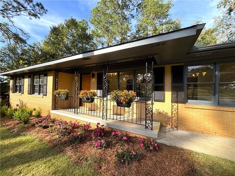 Photo of 1308 DENSON Drive, Opelika, AL 36801 (MLS # 176470) Photo of 1308 DENSON Drive, Opelika, AL 36801 (MLS # 176470)