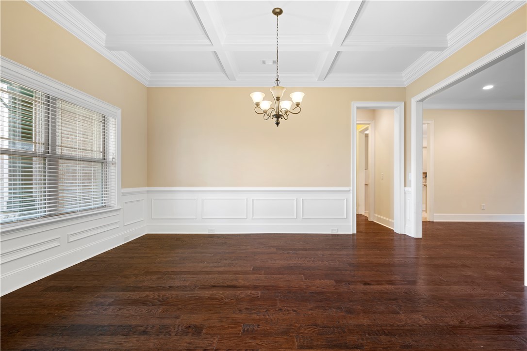 Auburn, Alabama 36832, United States, 5 Bedrooms Bedrooms, ,4 BathroomsBathrooms,Residential,Pending,102421