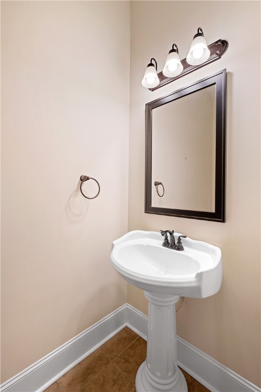 Auburn, Alabama 36832, United States, 5 Bedrooms Bedrooms, ,4 BathroomsBathrooms,Residential,Pending,102421