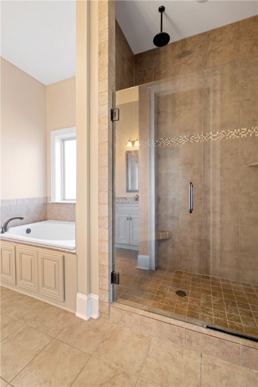 Auburn, Alabama 36832, United States, 5 Bedrooms Bedrooms, ,4 BathroomsBathrooms,Residential,Pending,102421