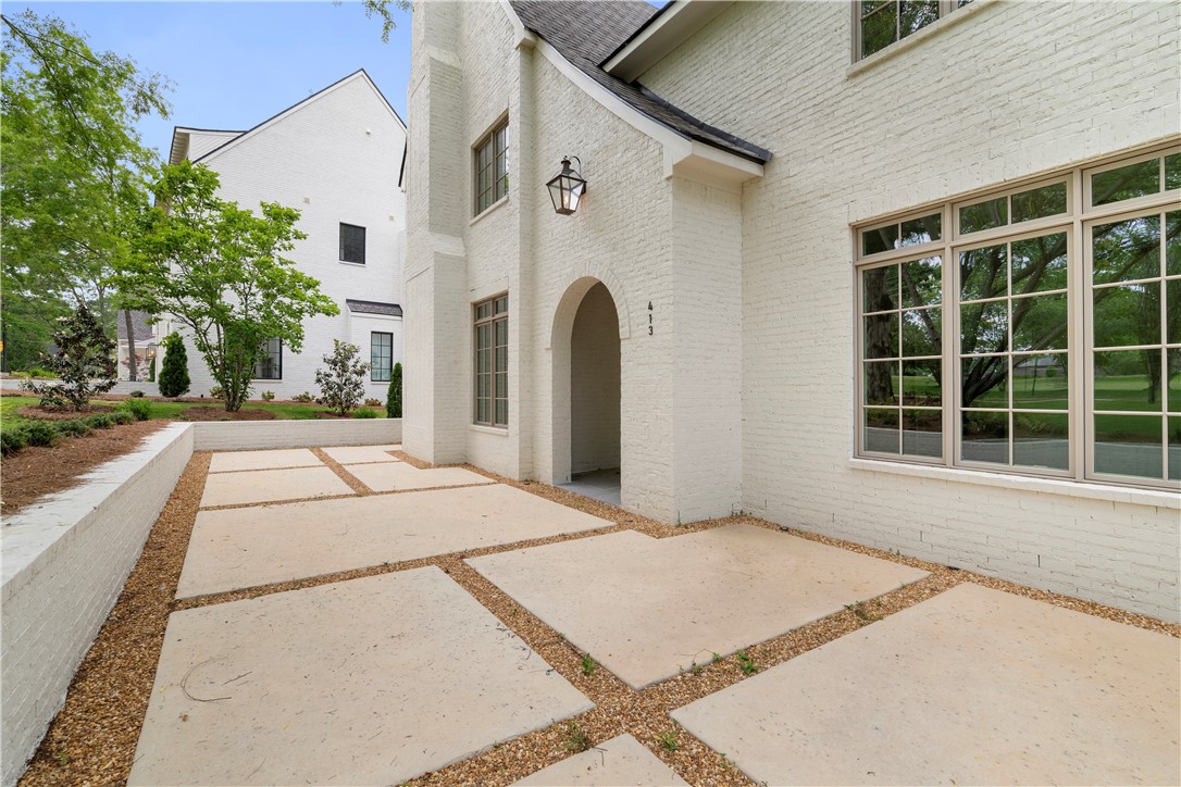 413 MOORES MILL Road