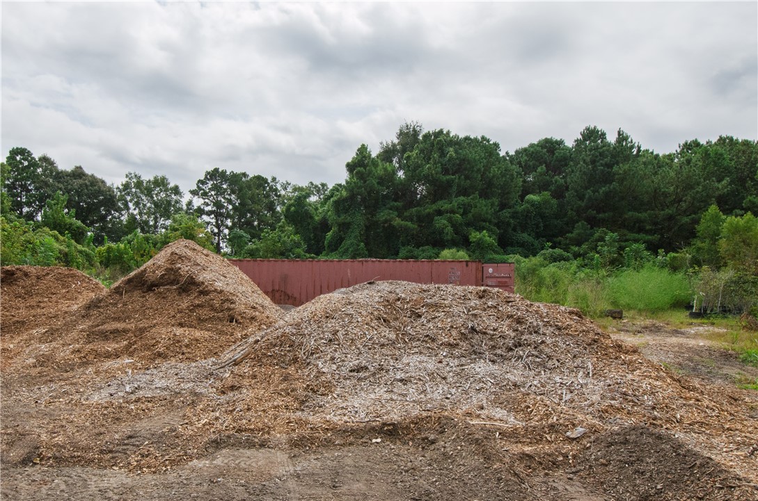 2411 LAFAYETTE Parkway