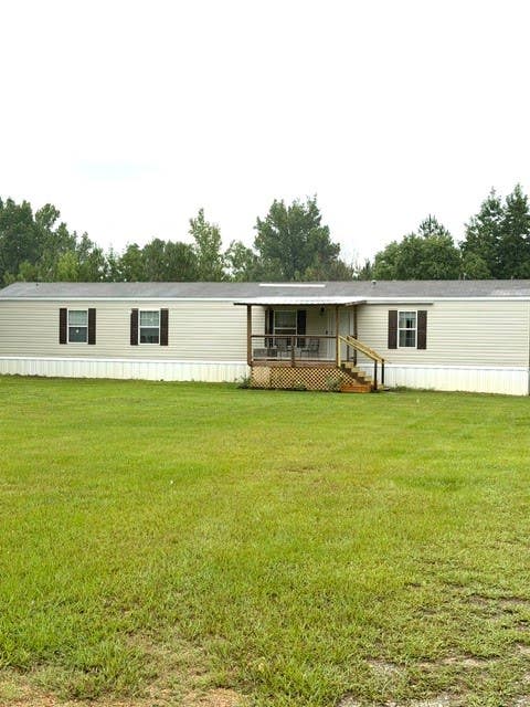 Photo of 5462 HIGHWAY 199, Notasulga, AL 36866 (MLS # 181659)