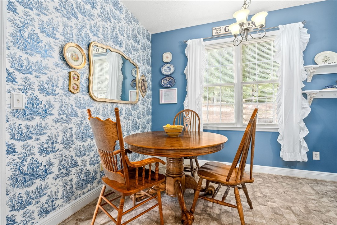 1694 POPLAR RIDGE Drive