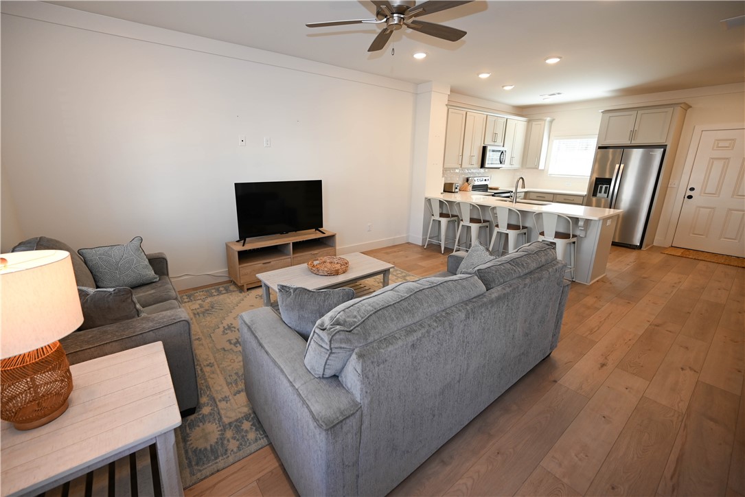 1218 TIGERS TAIL Trail