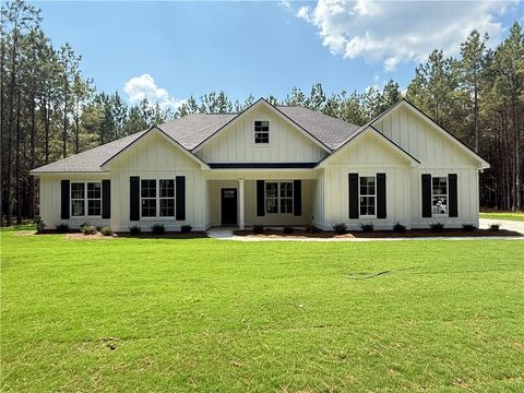 8954 LEE ROAD 175 Salem AL 36874