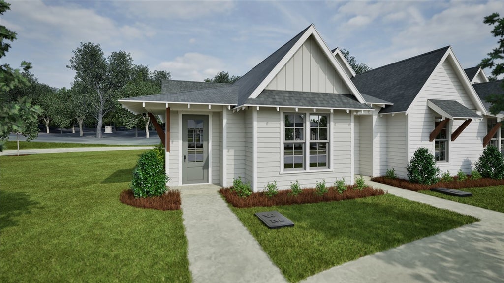 Photo of 178 SUMMER Street, Opelika, AL 36804 (MLS # 182153)