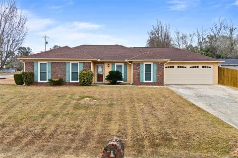 Photo of 21 LEE ROAD 547, Phenix City, AL 36870 (MLS # 178485)