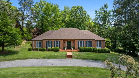 Photo of 613 5TH Avenue, Opelika, AL 36801 (MLS # 175011)