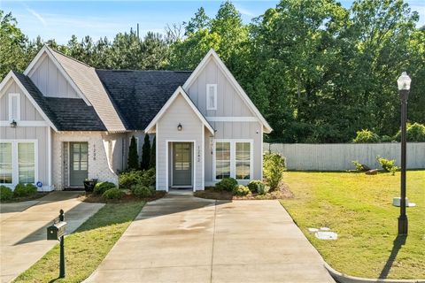1242 BURROW Circle Opelika AL 36801