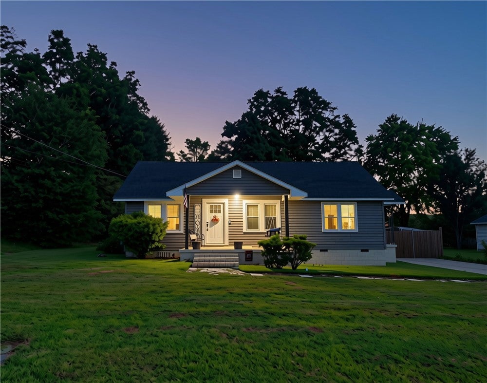 Photo of 1905 41ST Street, Valley, AL 36854 (MLS # 182065)