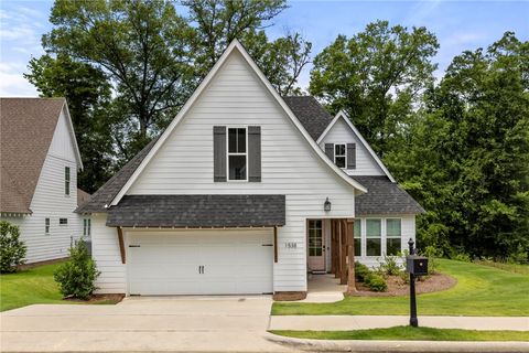 1538 DARTMOUTH Drive Auburn AL 36830