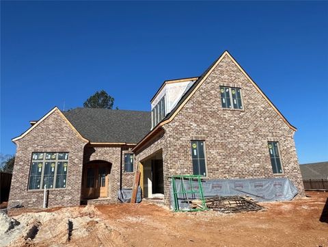 Photo of 200 BRIDGEWATER Boulevard, Auburn, AL 36830 (MLS # 173111)