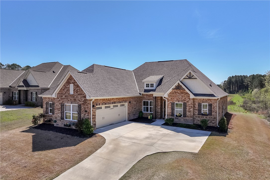 703 BUSH CREEK Road
