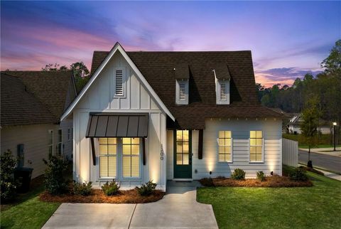 Photo of 1300 WOODLAND Circle, Opelika, AL 36801 (MLS # 179649)